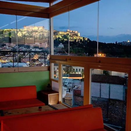 Safestay Monastiraki Albergue Atenas